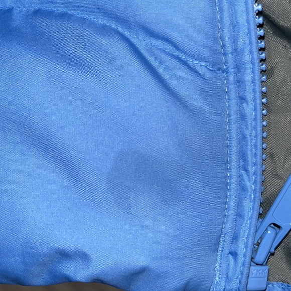 3/$15 Women’s medium Columbia jacket - Picture 12 of 15